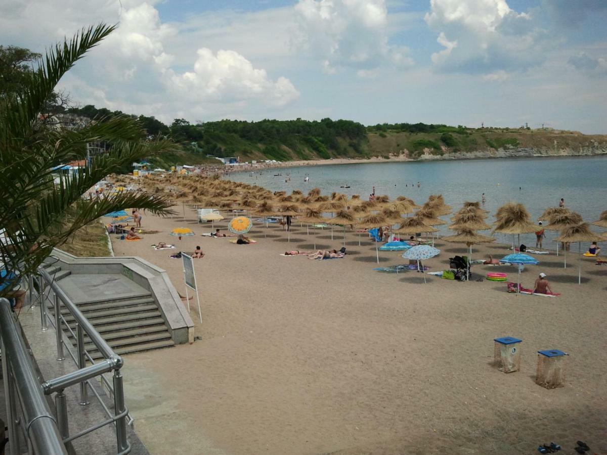 Vila Riviera Czernomorec Zewnętrze zdjęcie